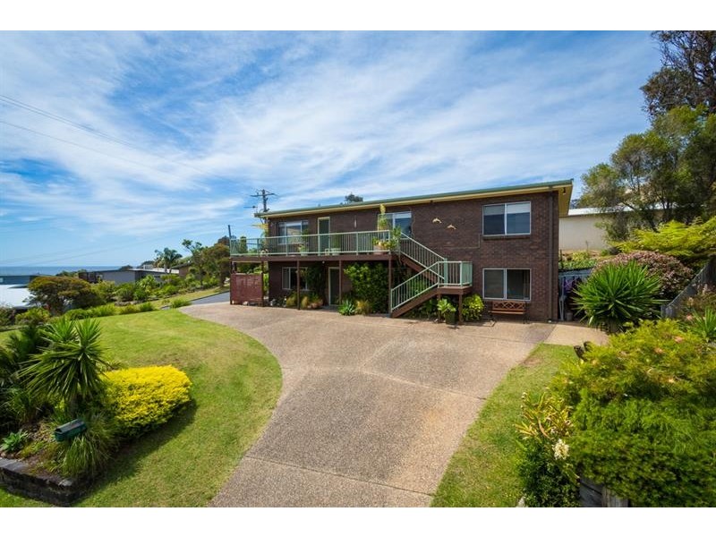 2 Booroo St, Pambula Beach NSW 2549