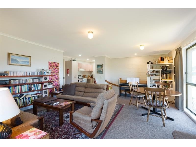 3/6 Hollis Ct, Merimbula NSW 2548