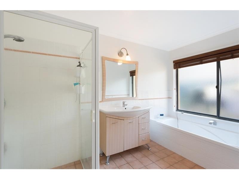 12 Tern Cl, Merimbula NSW 2548