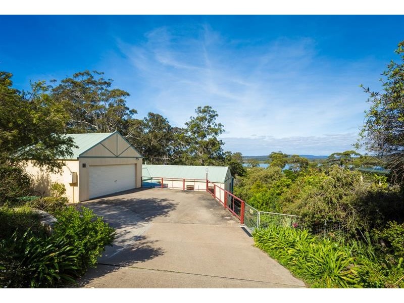 5 Tern Cl, Merimbula NSW 2548