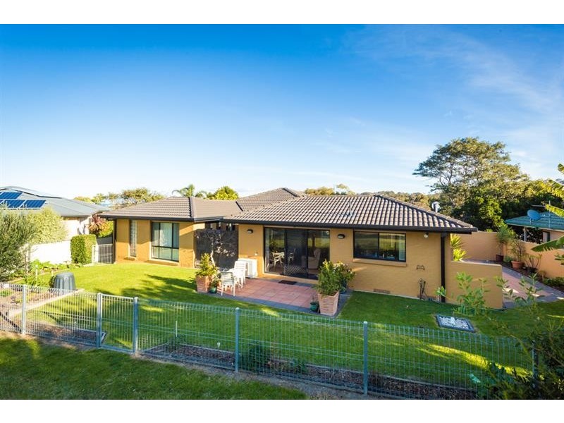39 Surf Cir, Tura Beach NSW 2548