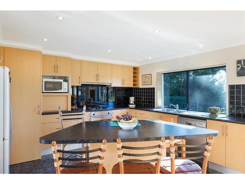 39 Surf Cir, Tura Beach NSW 2548