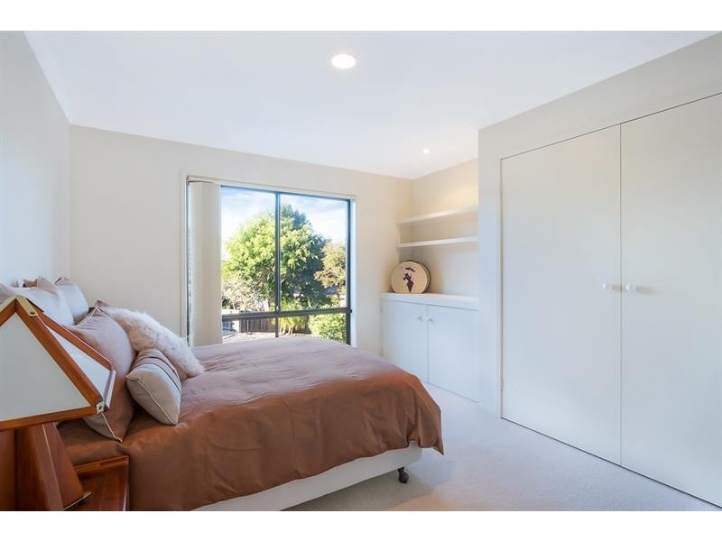 39 Surf Cir, Tura Beach NSW 2548