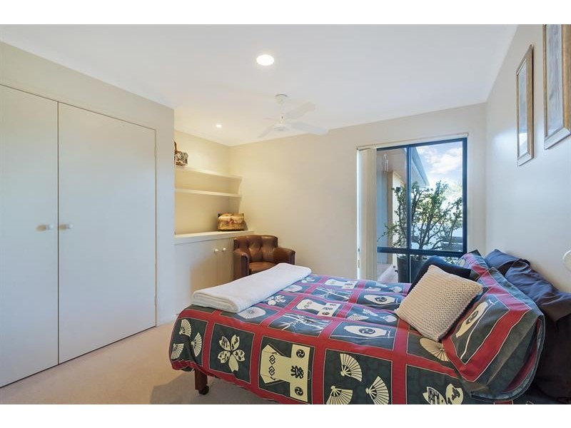 39 Surf Cir, Tura Beach NSW 2548