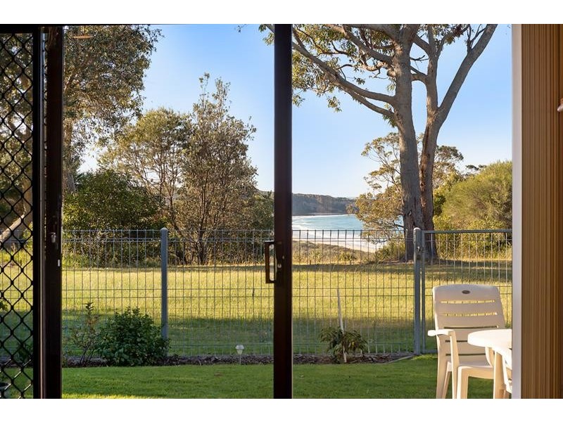 39 Surf Cir, Tura Beach NSW 2548