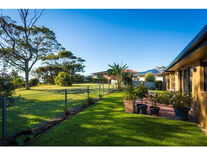 39 Surf Cir, Tura Beach NSW 2548