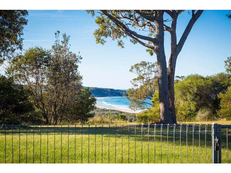 39 Surf Cir, Tura Beach NSW 2548