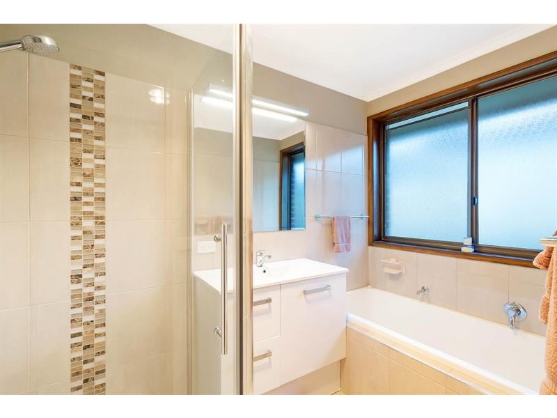 2 Caldy Pl, Tura Beach NSW 2548