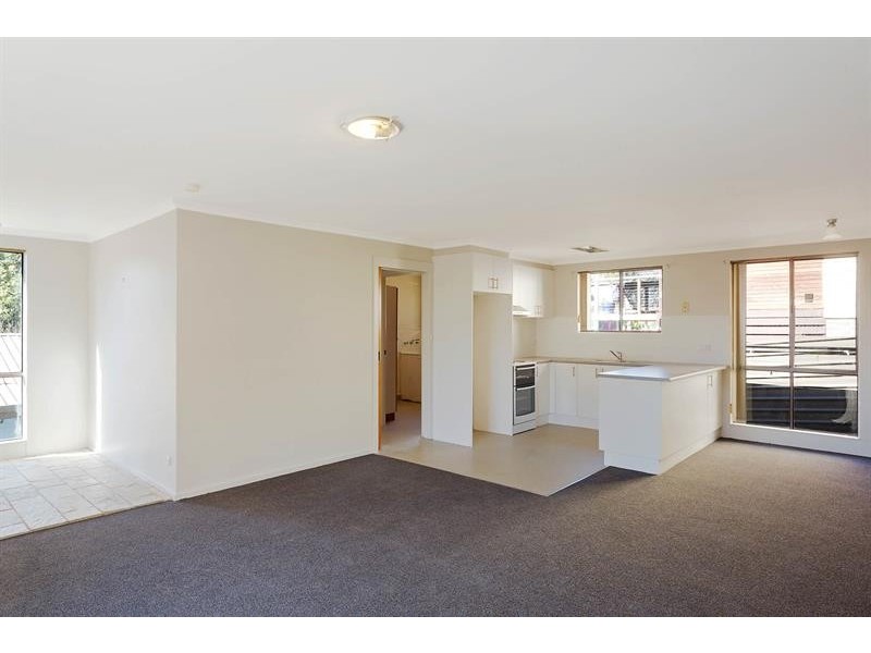 1/3 Philip St, Wolumla NSW 2550