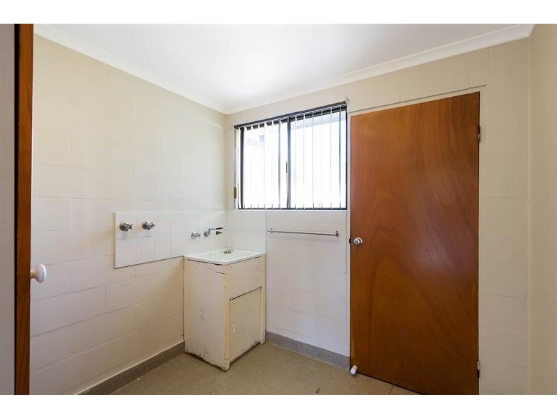 1/3 Philip St, Wolumla NSW 2550