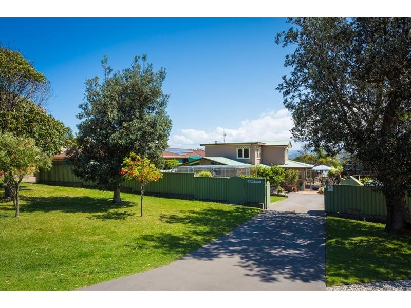 8 Hill St, Merimbula NSW 2548