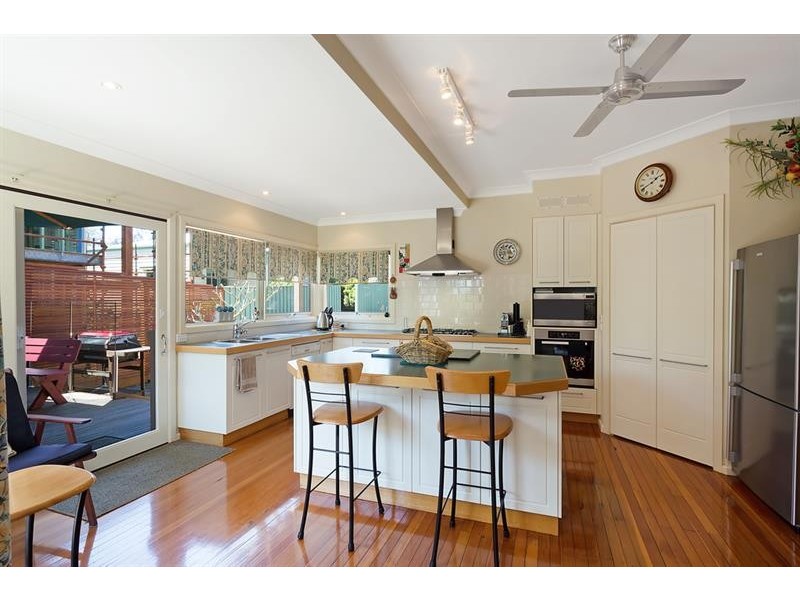 8 Hill St, Merimbula NSW 2548