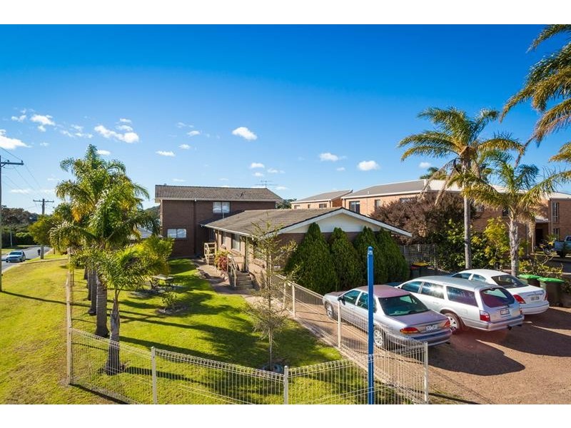 2 Cameron St, Merimbula NSW 2548