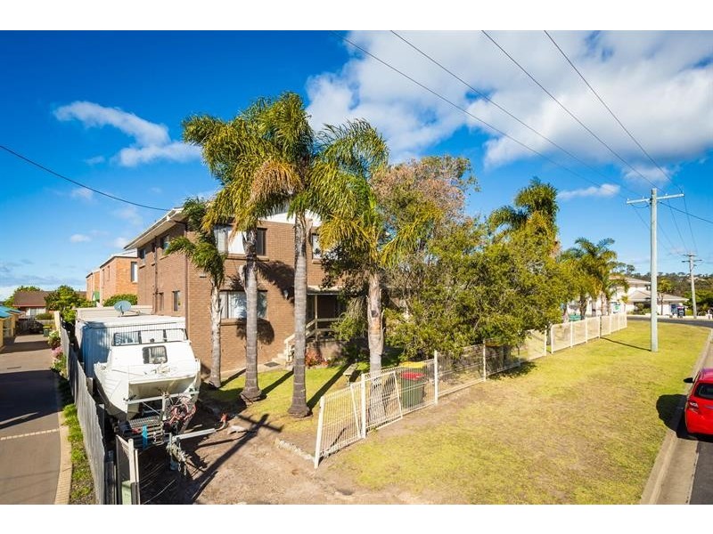 2 Cameron St, Merimbula NSW 2548