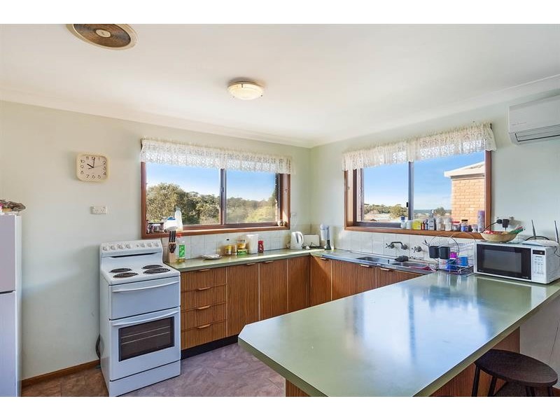 2 Cameron St, Merimbula NSW 2548