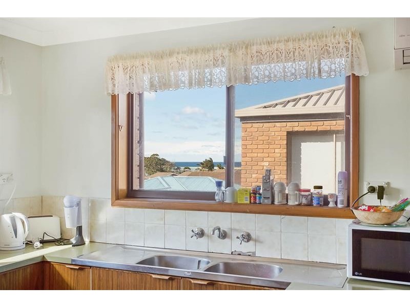 2 Cameron St, Merimbula NSW 2548