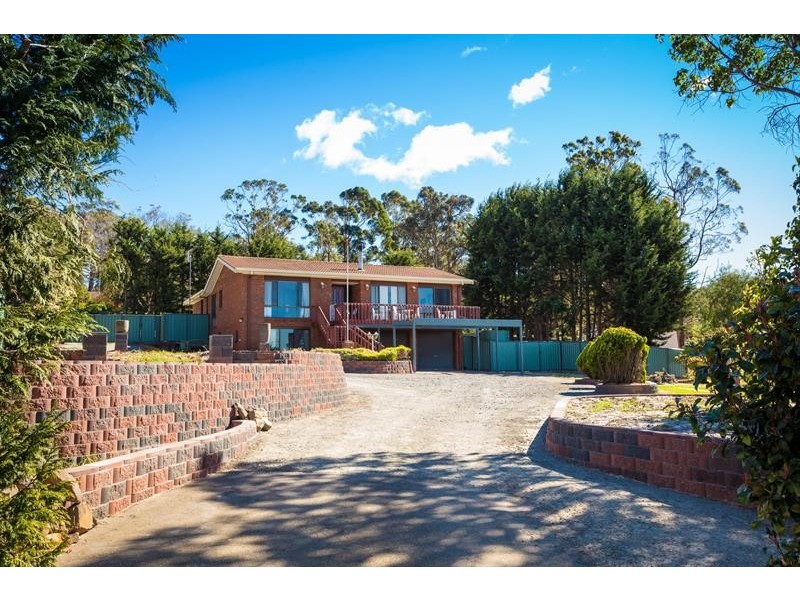 23 Golf  Cct, Tura Beach NSW 2548