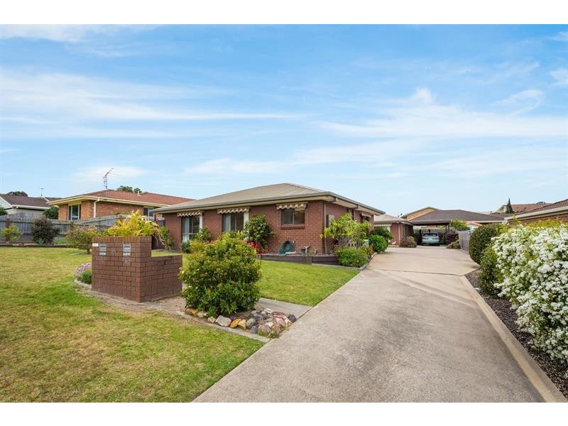 1/14 Yarrawood Ave, Merimbula NSW 2548