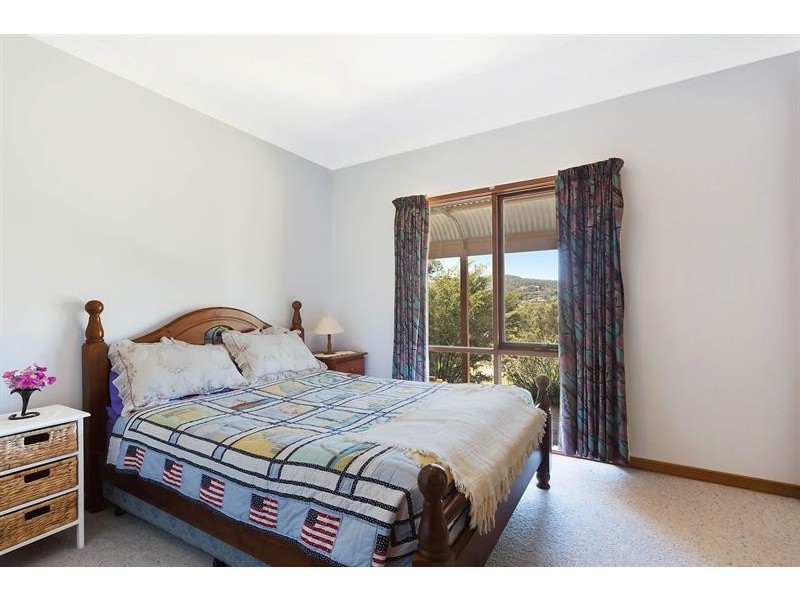 19 East Cochranes Rd, South Wolumla NSW 2550