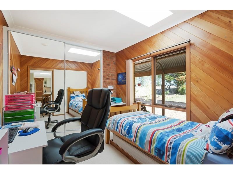 19 East Cochranes Rd, South Wolumla NSW 2550