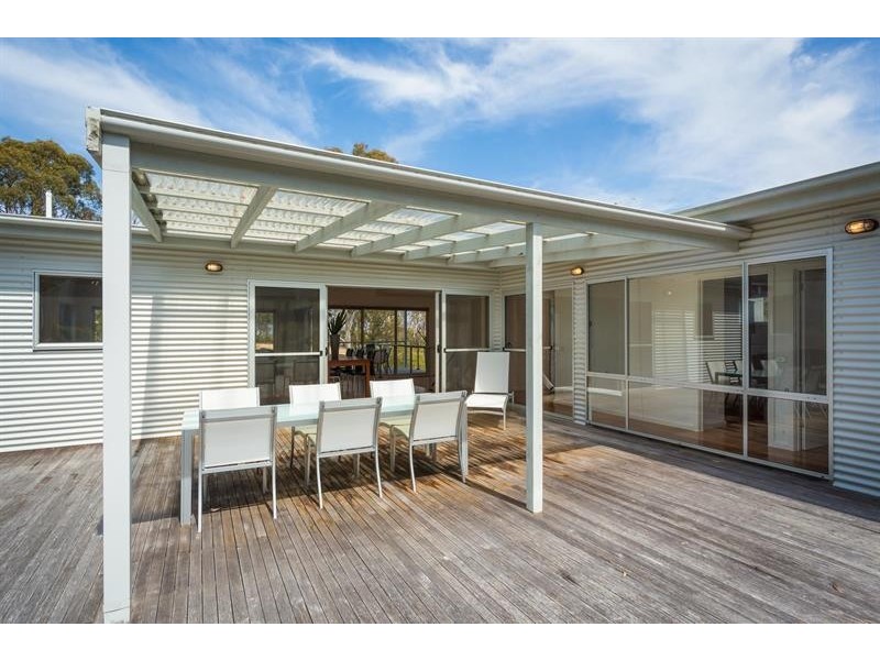 5 Main  St, Merimbula NSW 2548