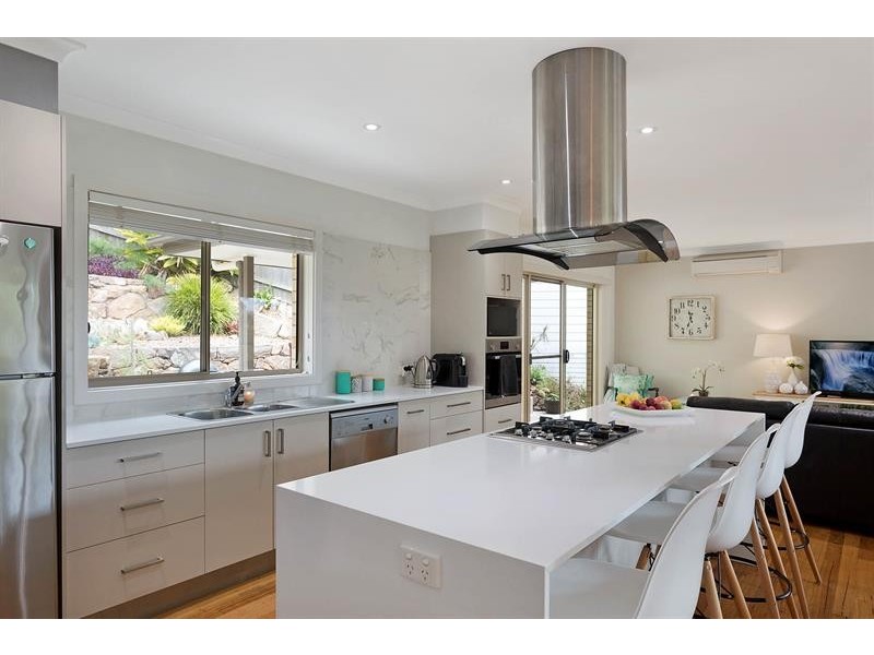 16 Beverley St, Merimbula NSW 2548