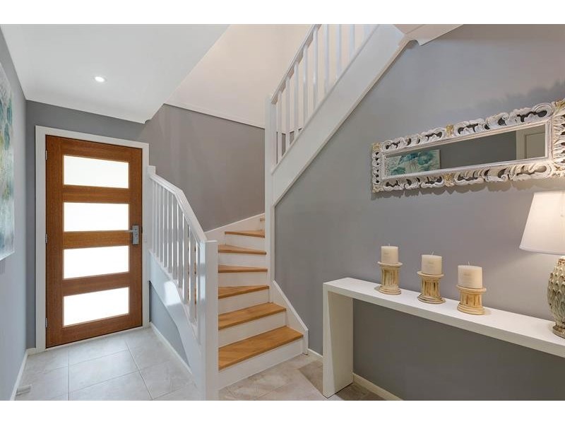 16 Beverley St, Merimbula NSW 2548