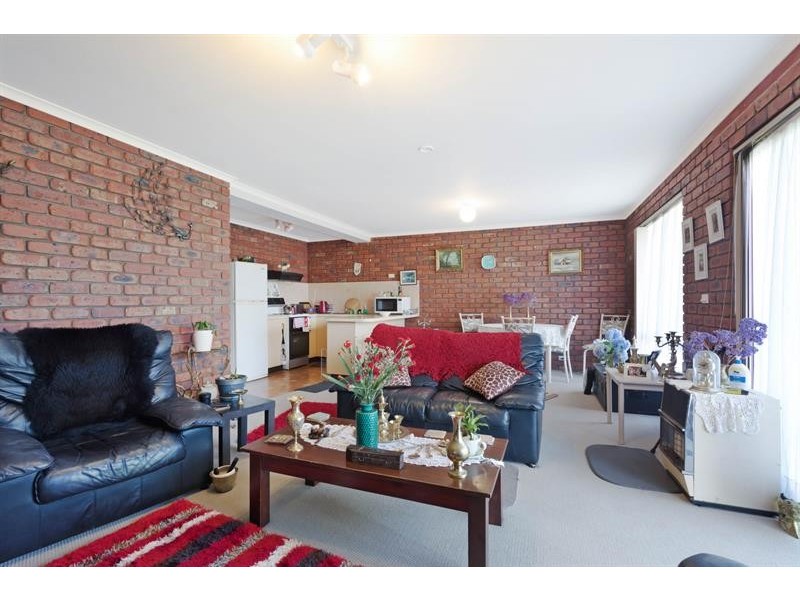 2/23 Yarrawood Ave, Merimbula NSW 2548