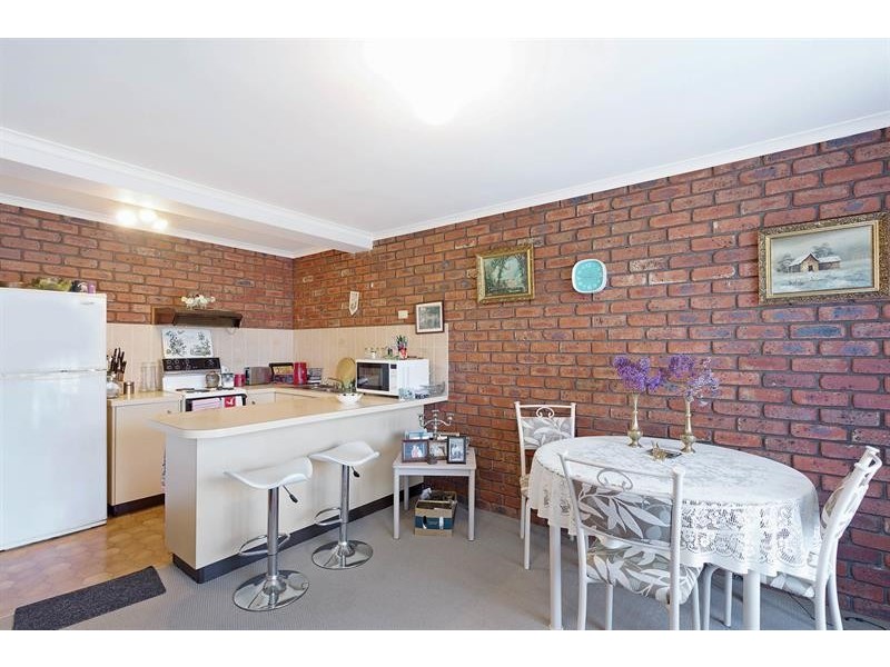 2/23 Yarrawood Ave, Merimbula NSW 2548