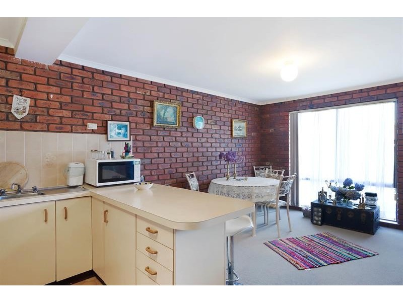 2/23 Yarrawood Ave, Merimbula NSW 2548