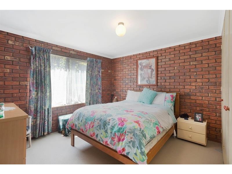 2/23 Yarrawood Ave, Merimbula NSW 2548