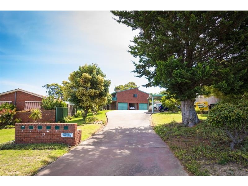 2/23 Yarrawood Ave, Merimbula NSW 2548