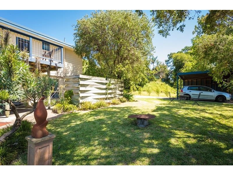 15 Illawong  Hts, Merimbula NSW 2548