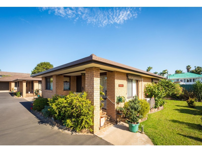 1/4 Sapphire Coast Dr, Merimbula NSW 2548