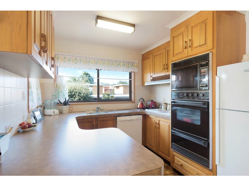 1/4 Sapphire Coast Dr, Merimbula NSW 2548