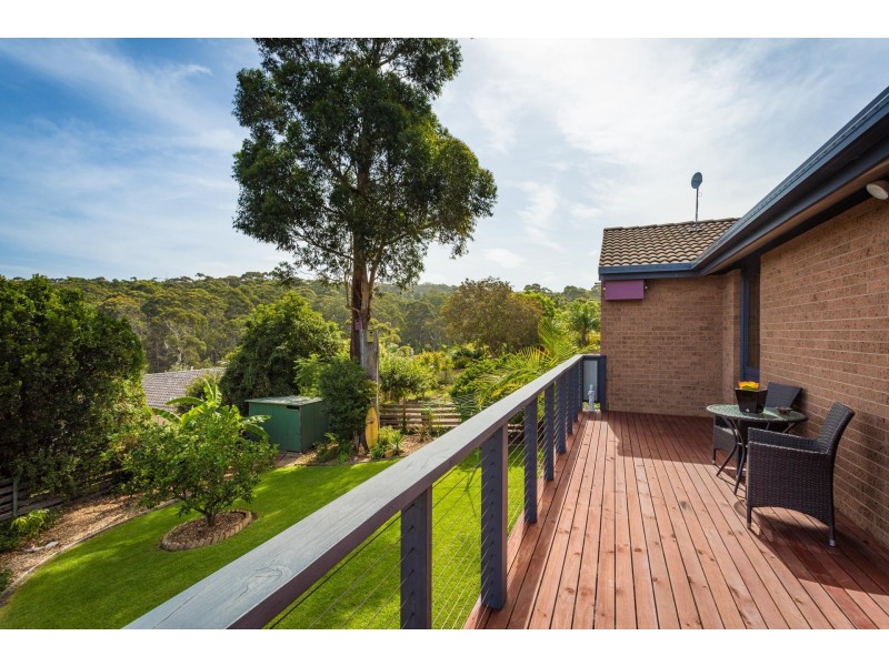 71 Surf  Cir, Tura Beach NSW 2548