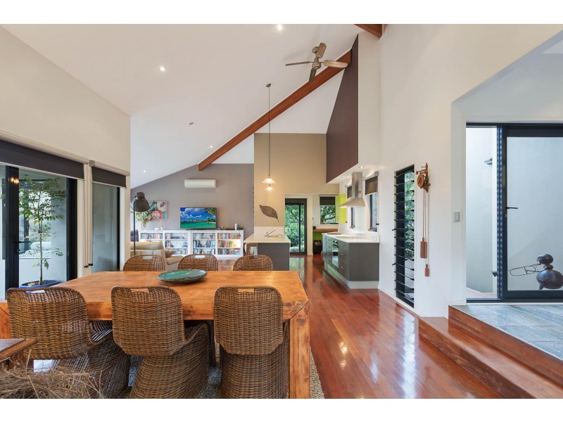 348 Sapphire Coast Drive, Tura Beach NSW 2548