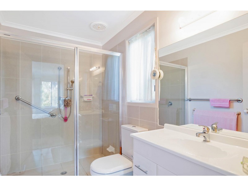 10 Hillmeads Street, Merimbula NSW 2548