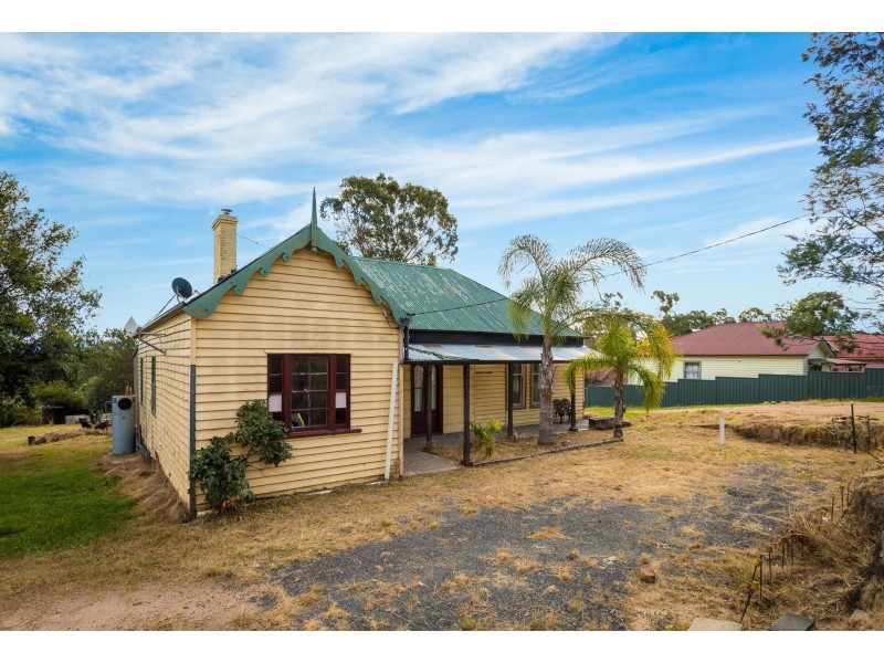 43 Bega Street, Wolumla NSW 2550