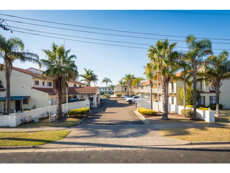 2/1 Dunns  Lane, Merimbula NSW 2548