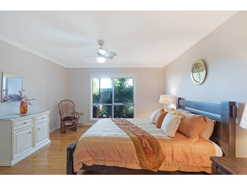 65 The Crest, Merimbula NSW 2548