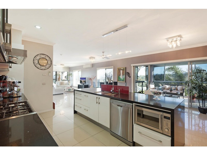 65 The Crest, Merimbula NSW 2548