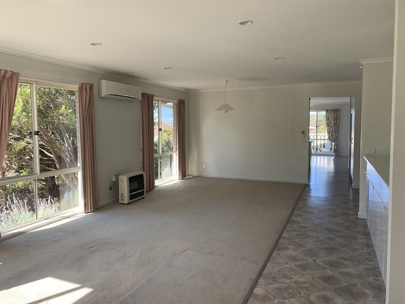 6 Acacia Crescent, Tura Beach NSW 2548