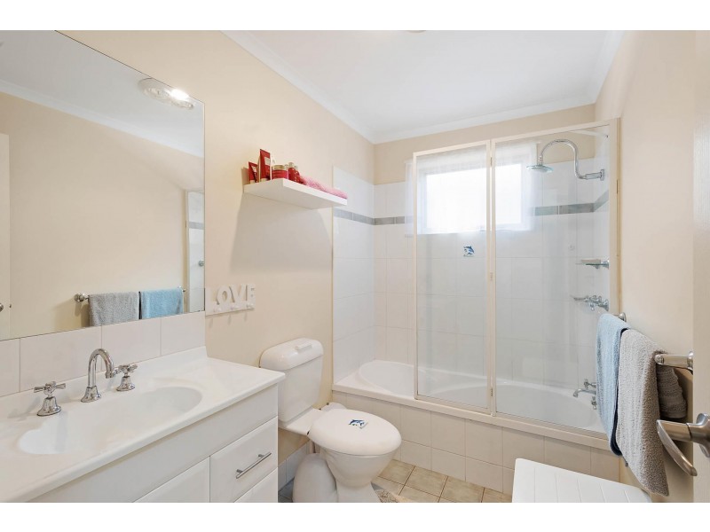 3/8 Quondola Street, Pambula NSW 2549