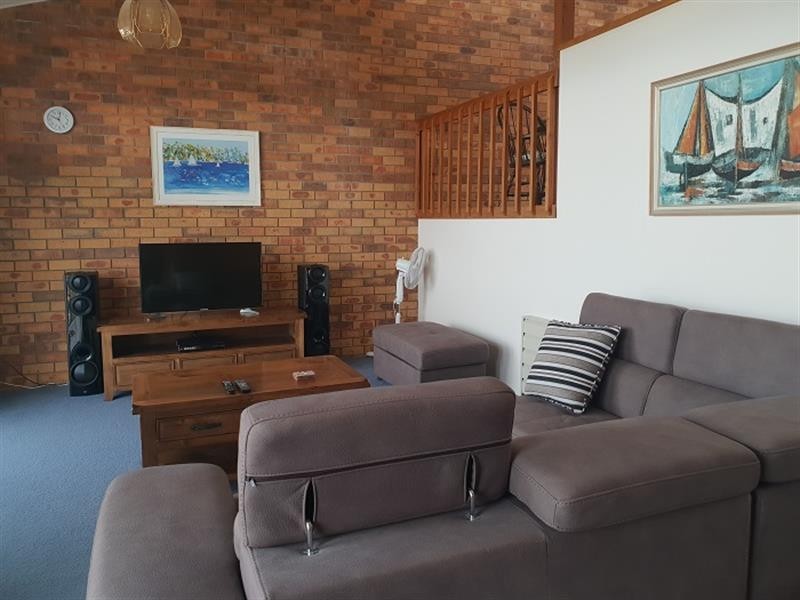 2/9 Cameron  Street, Merimbula NSW 2548