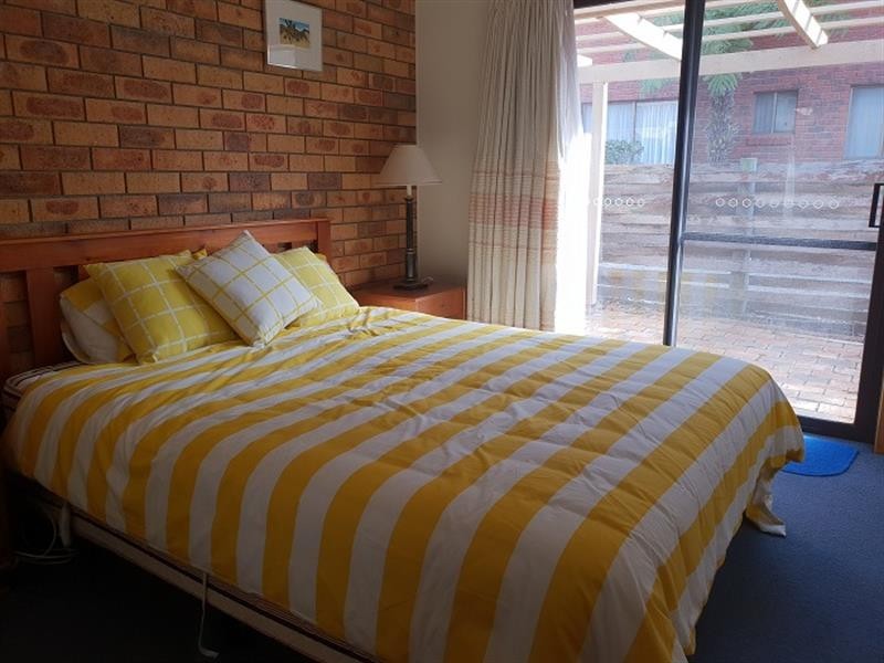 2/9 Cameron  Street, Merimbula NSW 2548