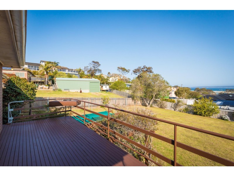 48 Lakeview Avenue, Merimbula NSW 2548