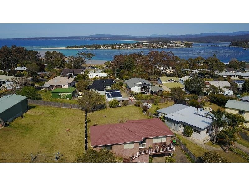 48 Lakeview Avenue, Merimbula NSW 2548