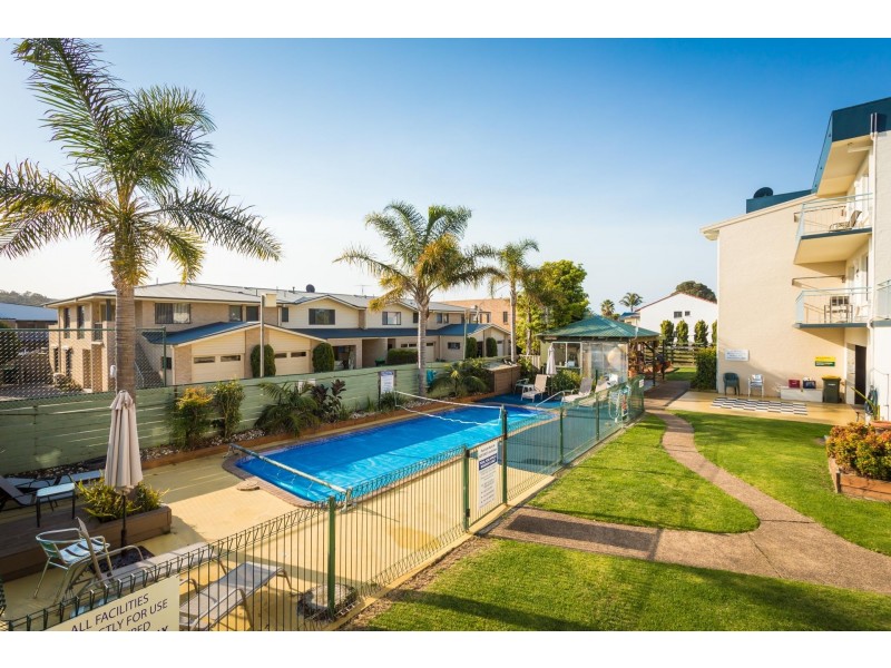 2/61 Ocean  Drive, Merimbula NSW 2548