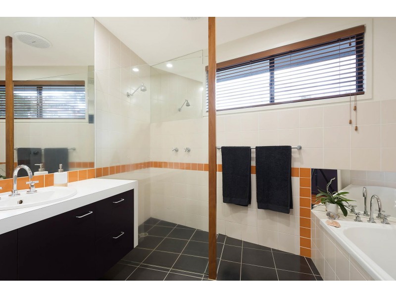 28 Sapphire Crescent, Merimbula NSW 2548
